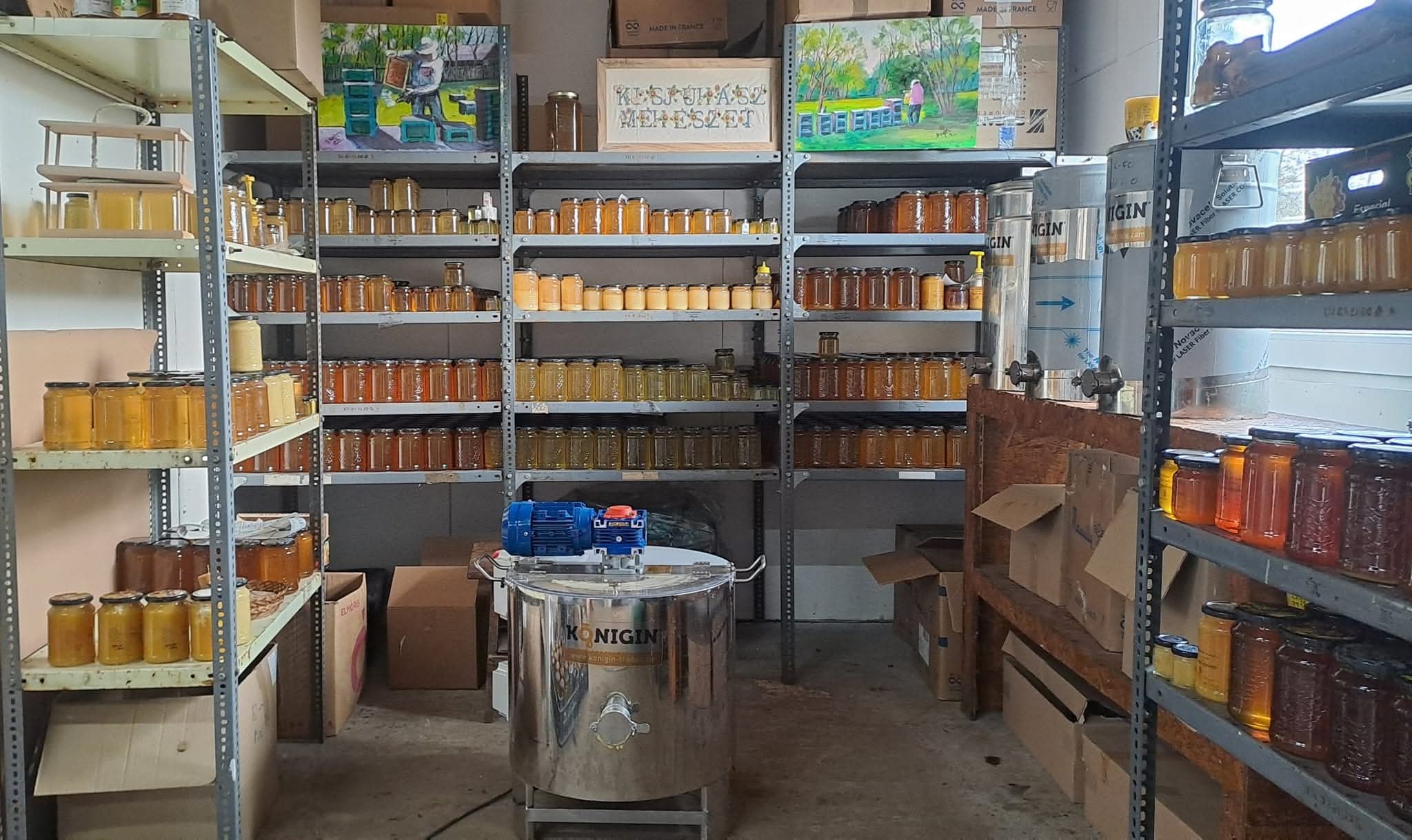 Kisjuhász Méhészet Ladánybene borítókép